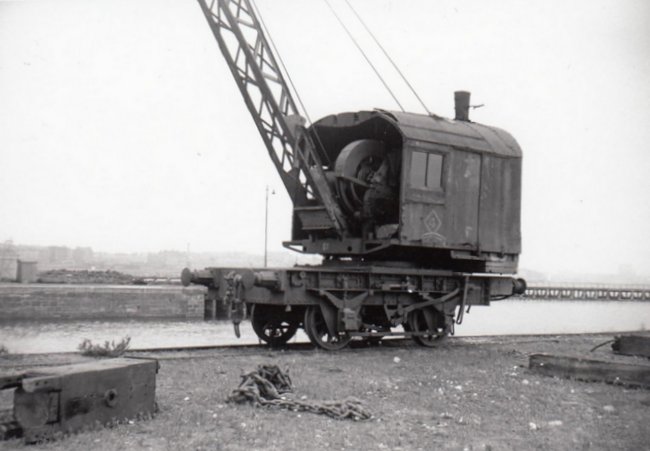 4 (Thomas Smith 12523/1937)